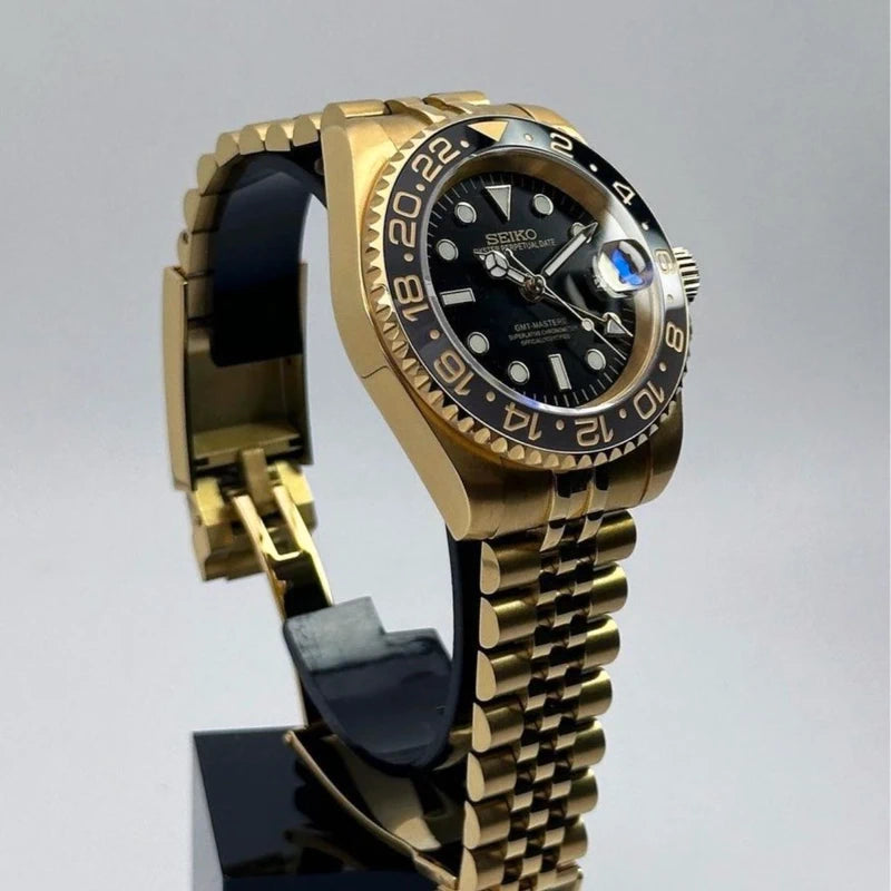 40mm Gold Bruce Wayne | Automatic GMT
