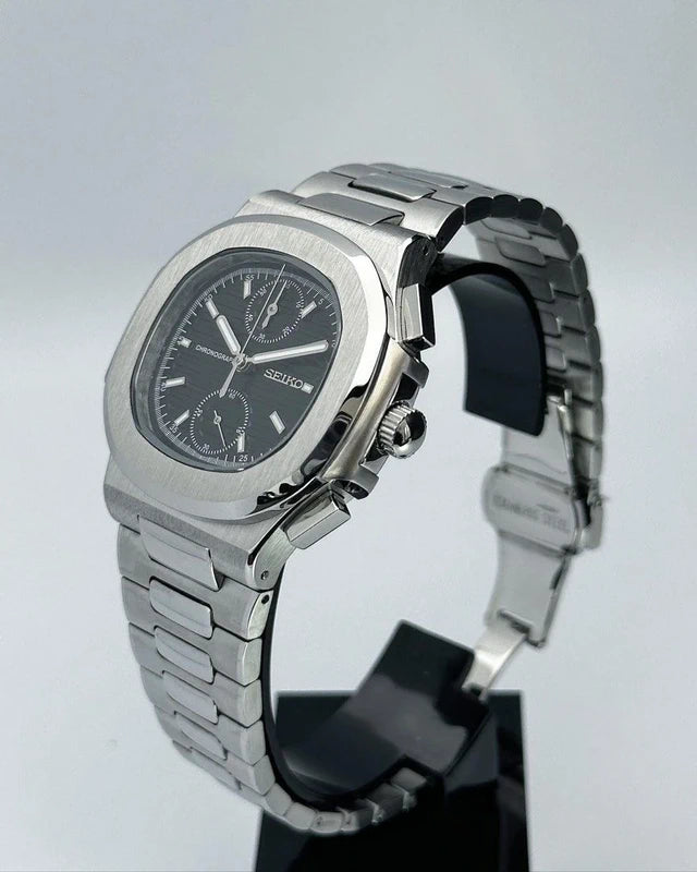 40mm Black Quartz Chronograph | Nautilus VK67